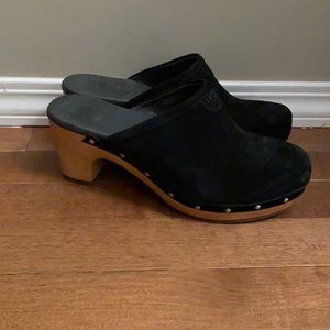 UGG clogs